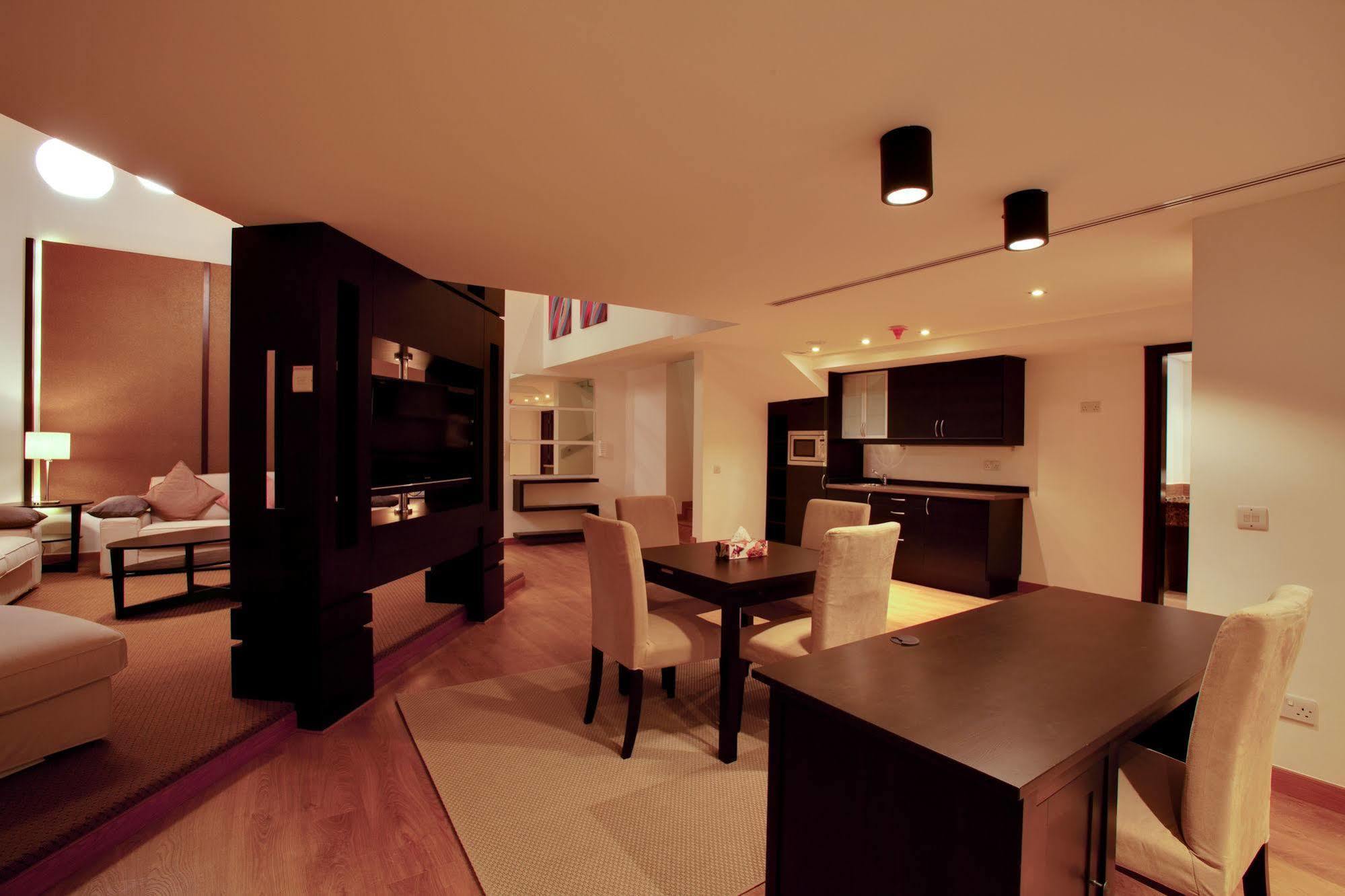 The Rester Hotel Koweït Extérieur photo